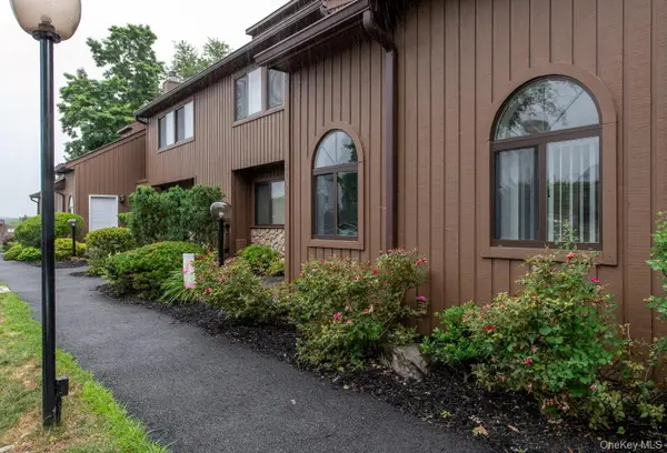 503 Scenic Lane, Poughkeepsie, NY 12603