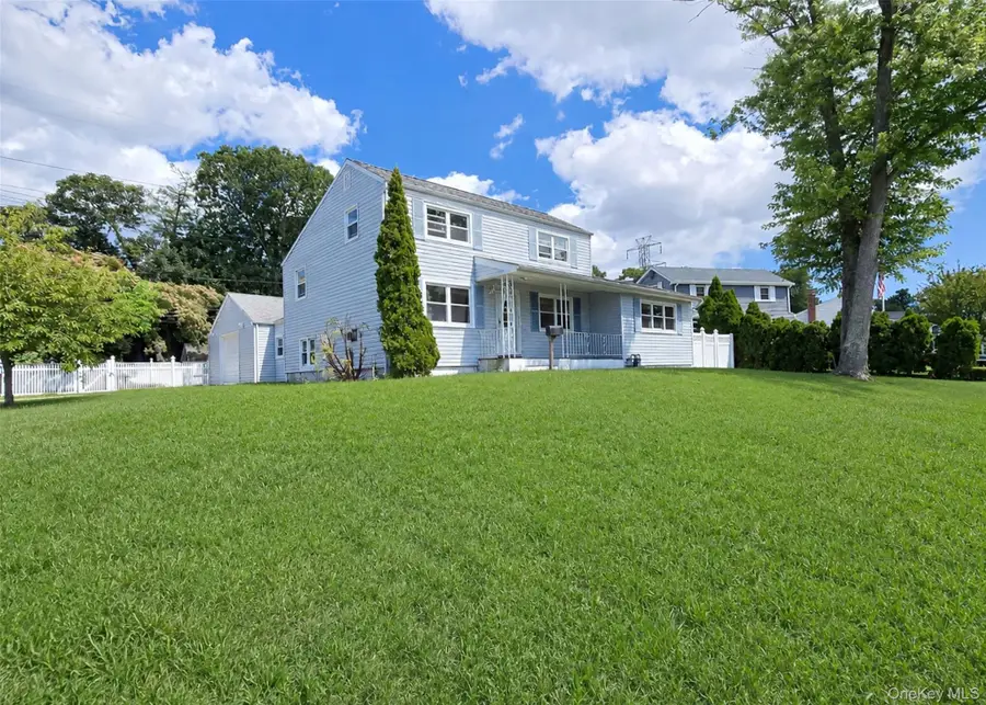 290 Eastwood Boulevard, Centereach, NY 11720 - #2