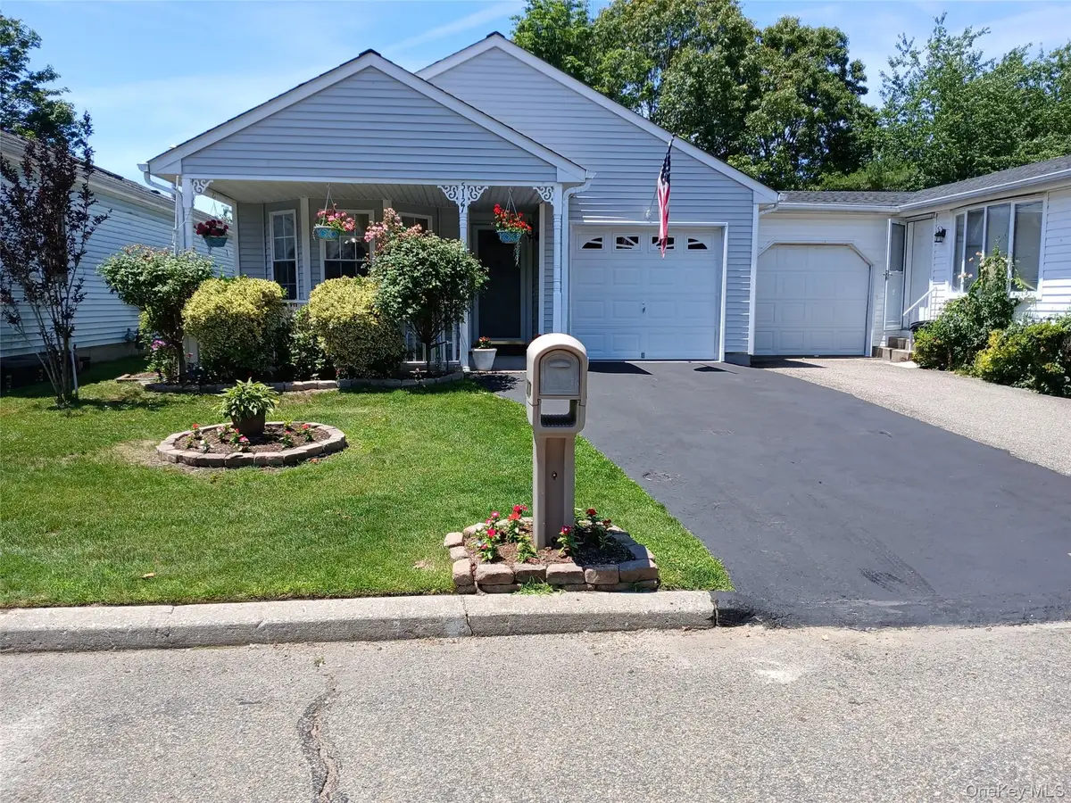 5127 Village Circle E, Manorville, NY 11949 - #1