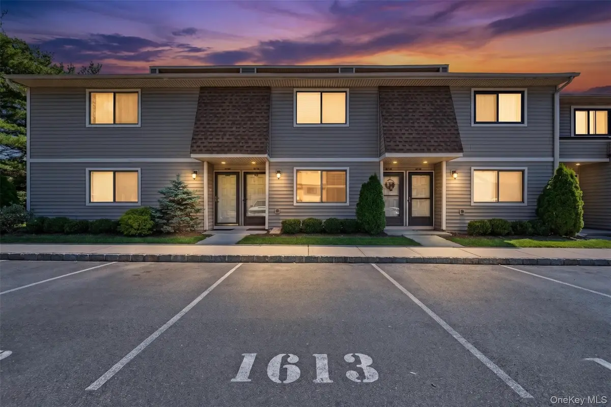 100 Daly #1613, Oceanside, NY 11572 - #1