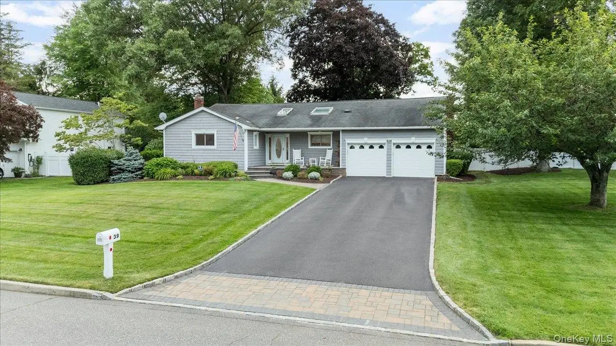 39 Merrivale Drive, Smithtown, NY 11787 - #1