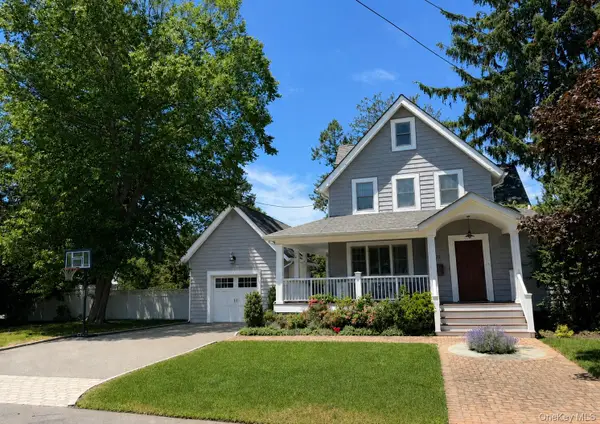 23 Annetta Avenue, Northport, NY 11768