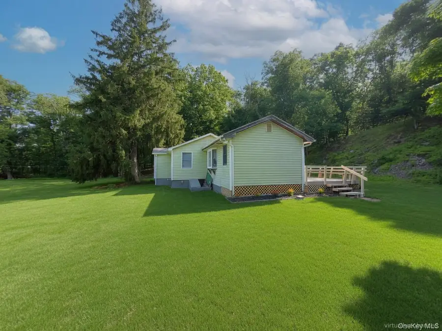 185 Oxford Road, Chester, NY 10918 - #3