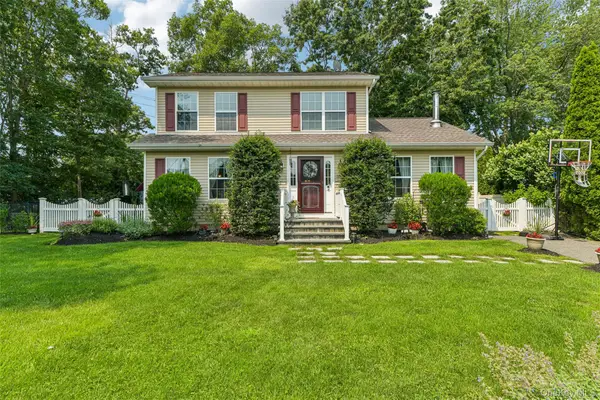 330 Harrison Avenue, Miller Place, NY 11764