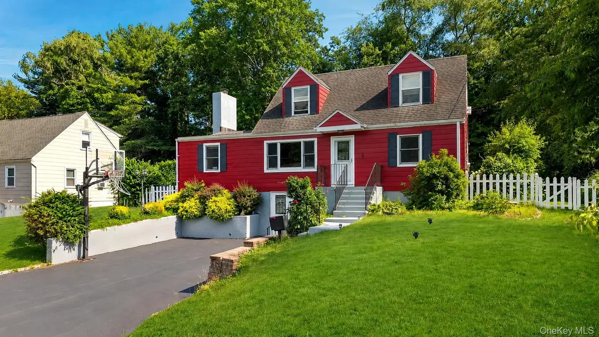 9 Cross Lane, Cortlandt Manor, NY 10567 - #1