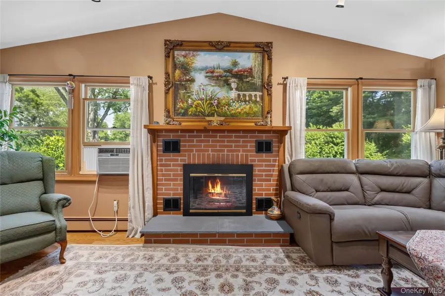 9 Cross Lane, Cortlandt Manor, NY 10567 - #3