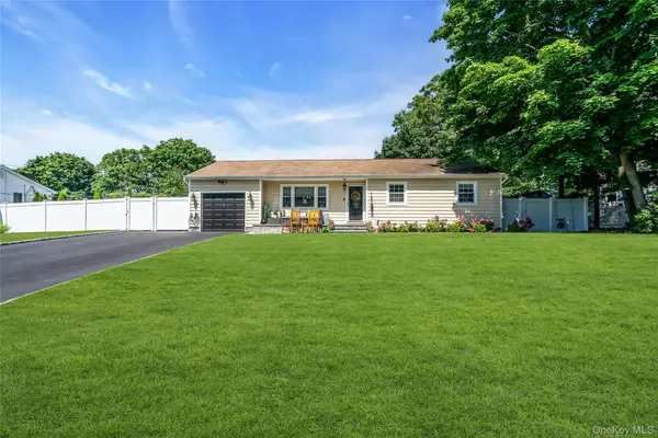 3 Lillian Road, Nesconset, NY 11767