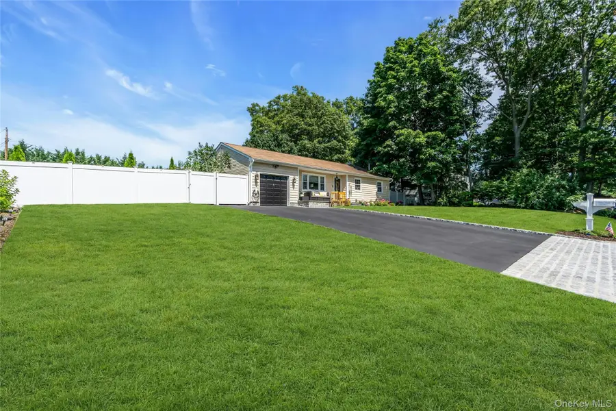 3 Lillian Road, Nesconset, NY 11767 - #3