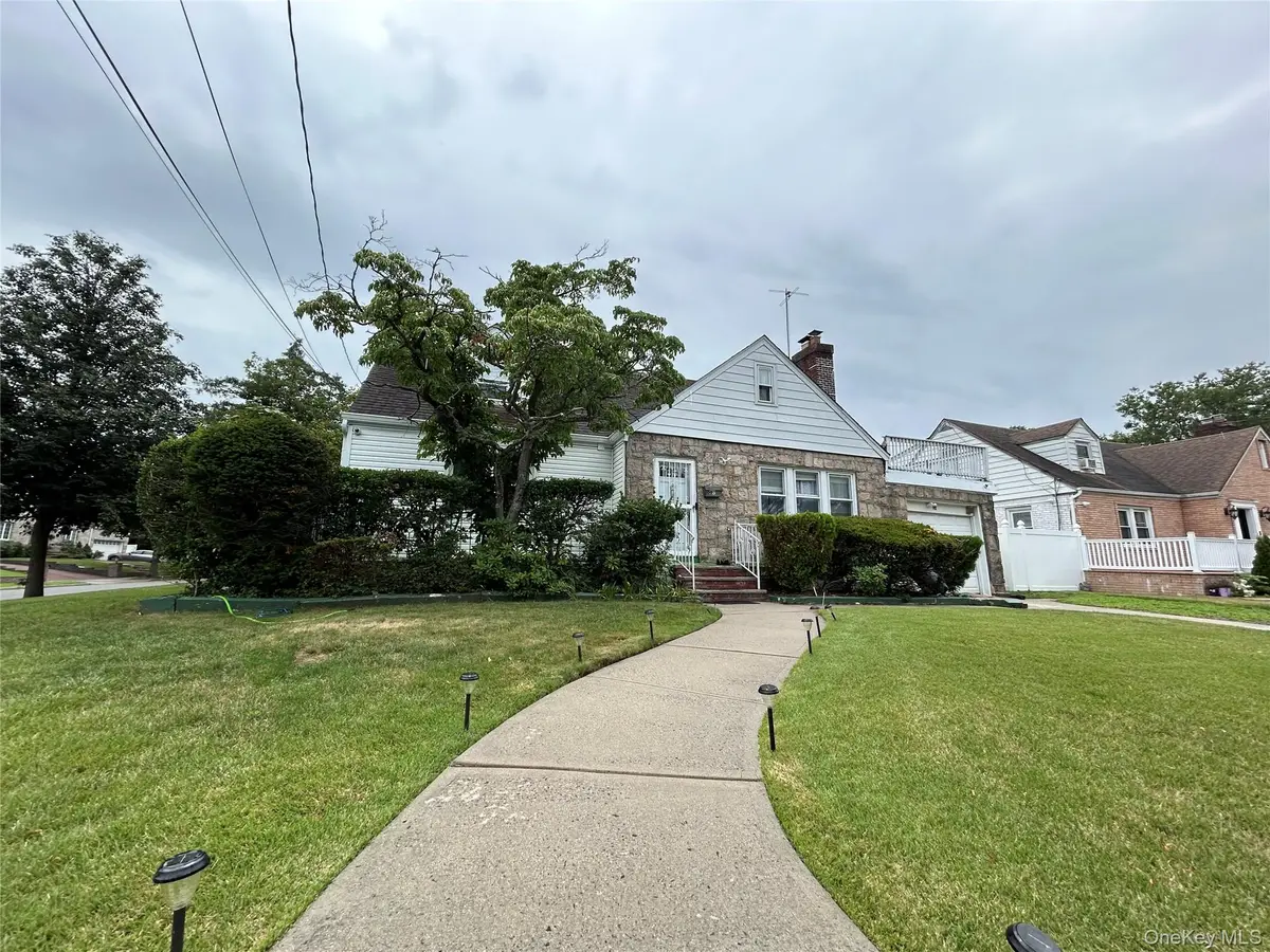 92 Melvin Avenue, West Hempstead, NY 11552 - #1