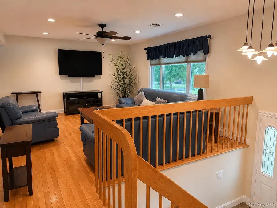 12 Spur Drive, Nanuet, NY 10954 - #2