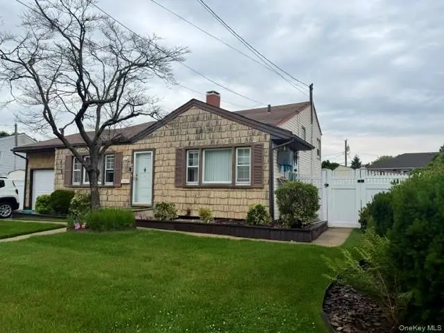 452 N Monroe Avenue, Lindenhurst, NY 11757 - #2