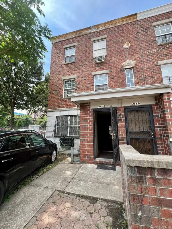 466 E 179th Street, Bronx, NY 10457
