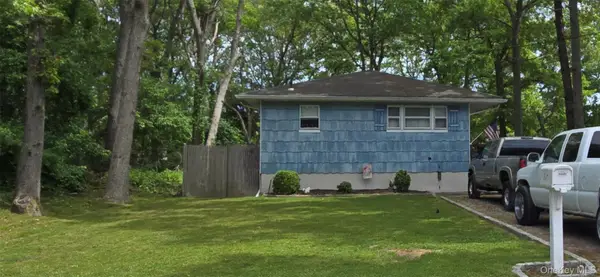 367 Whittier Drive, Mastic Beach, NY 11951