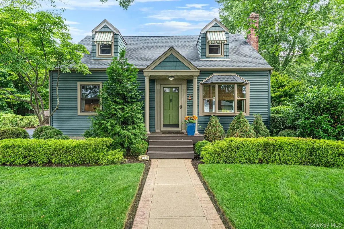 107 Jefferson Street, East Islip, NY 11730 - #1
