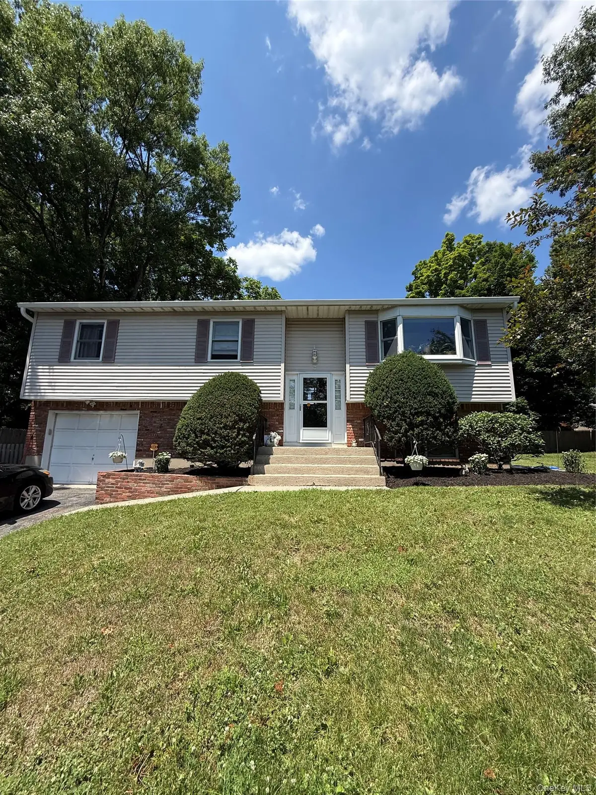 7 Twin Court, Pearl River, NY 10965 - #1