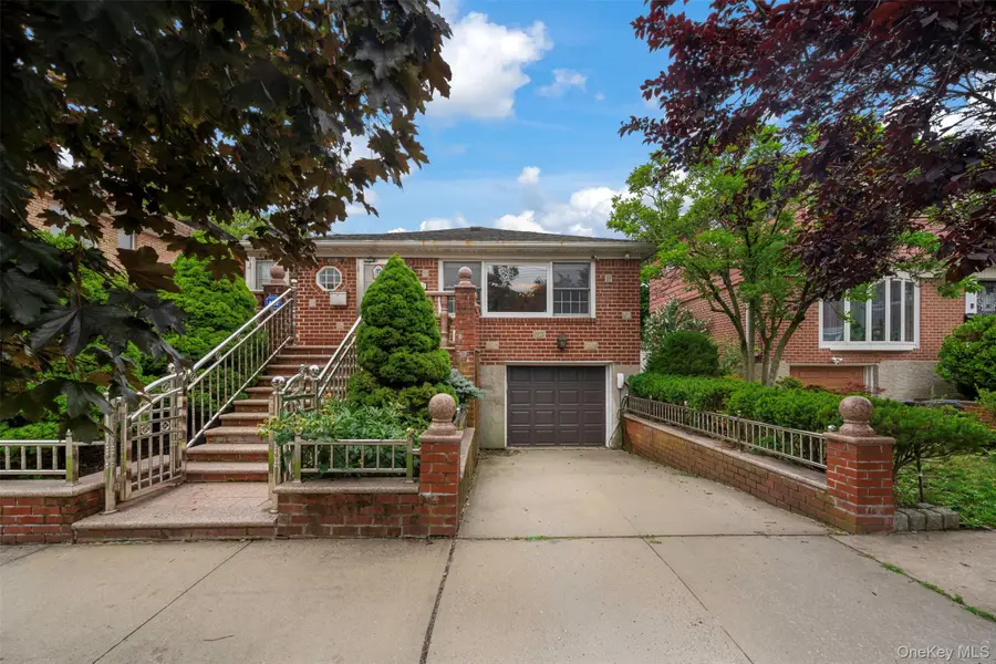 24420 73rd Avenue, Little Neck, NY 11362 - #2