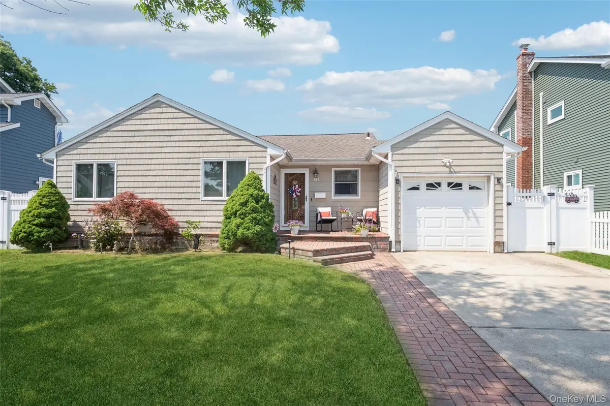389 Briarwood Road, Massapequa, NY 11758 - #1