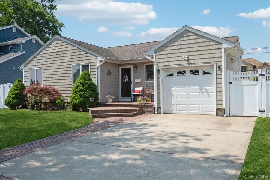 389 Briarwood Road, Massapequa, NY 11758 - #2