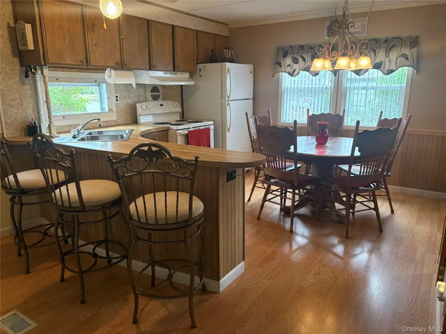 525 Riverleigh Avenue #P6, Riverhead, NY 11901 - #2