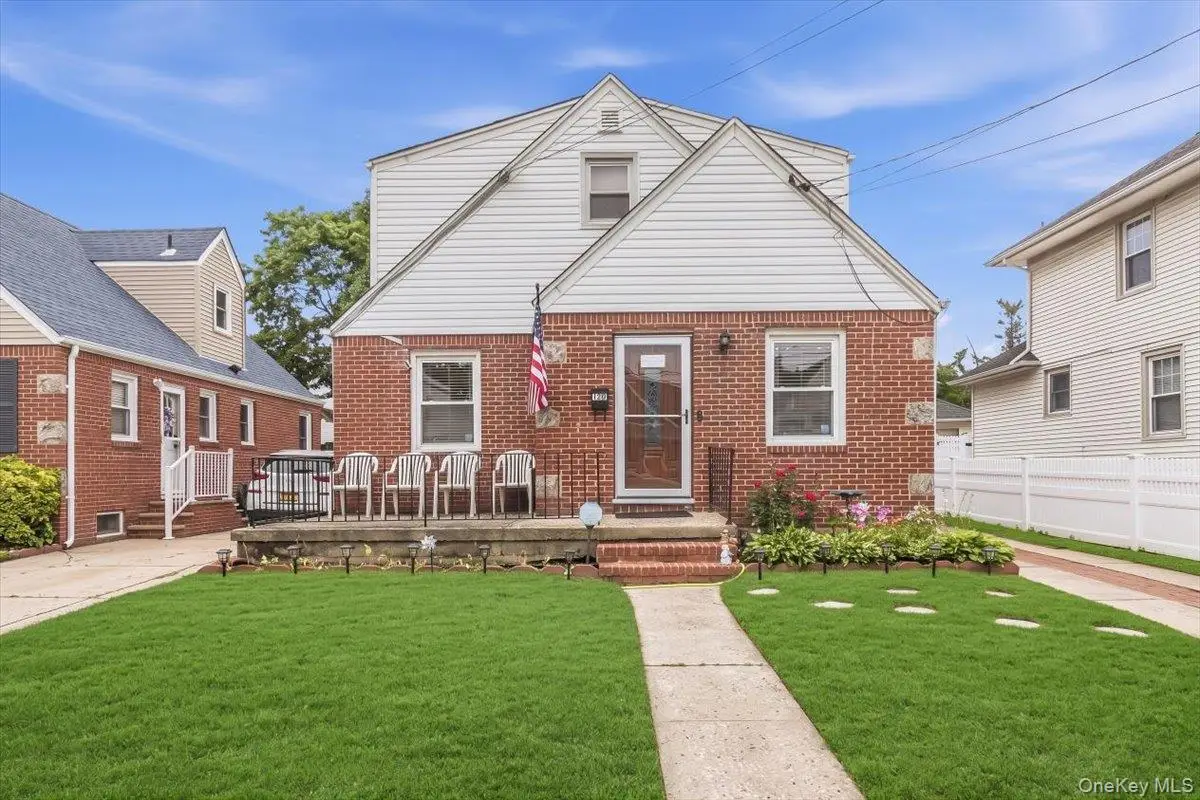 120 N 10th Street, New Hyde Park, NY 11040 - #1