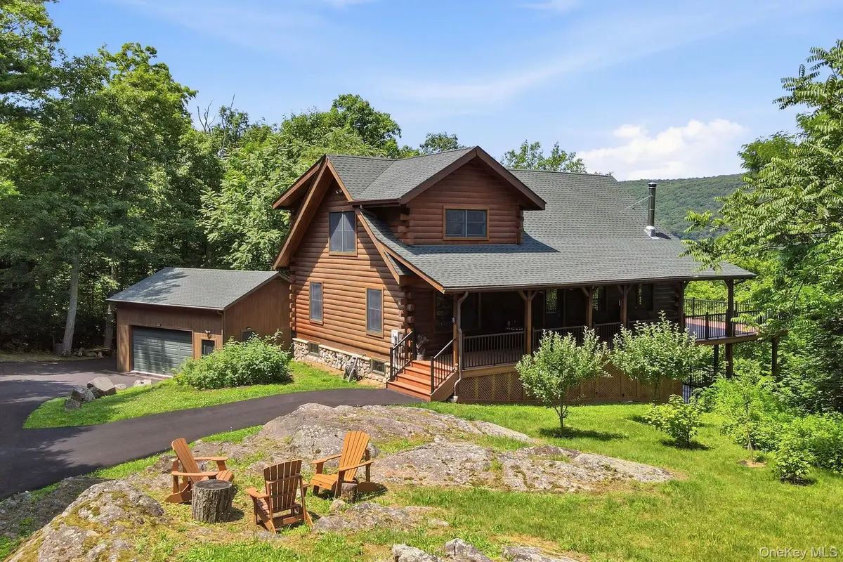 8 Mckinley Avenue, Greenwood Lake, NY 10925 - #1
