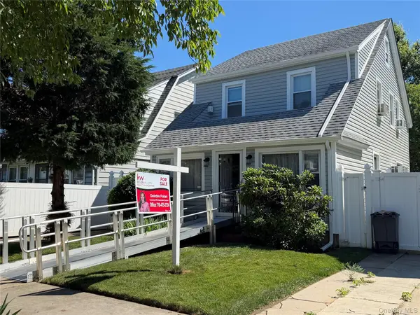 93-27 215th Place, Queens Village, NY 11428
