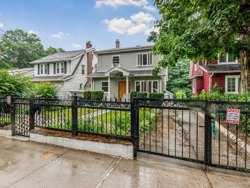 4004 Rombouts Avenue, Bronx, NY 10466 - #1