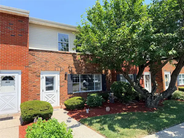 276 Temple Hill Road #906, New Windsor, NY 12553