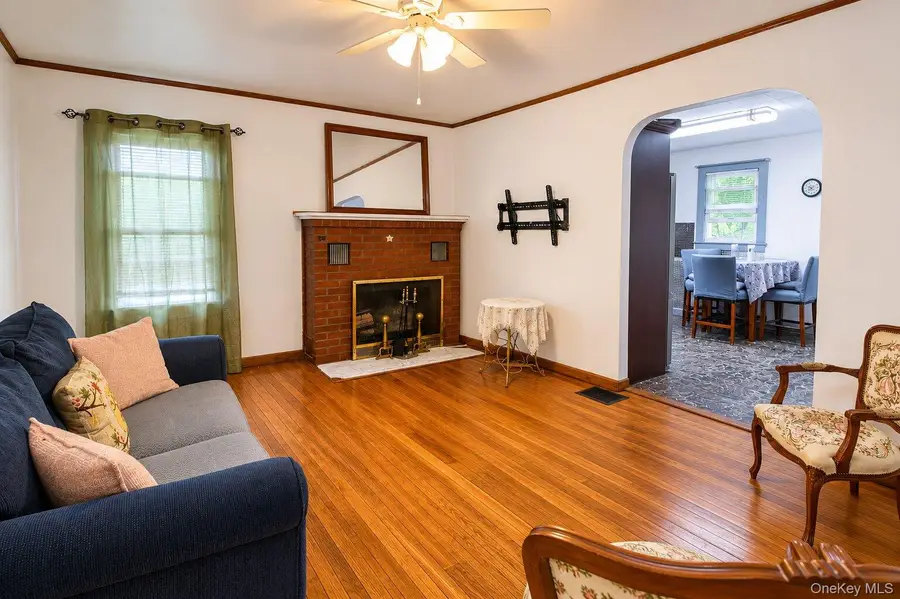 15 S Plank Road, Newburgh, NY 12550 - #2