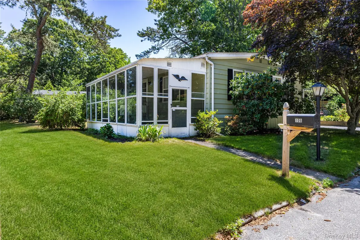 525 Riverleigh Avenue #106, Riverhead, NY 11901 - #1