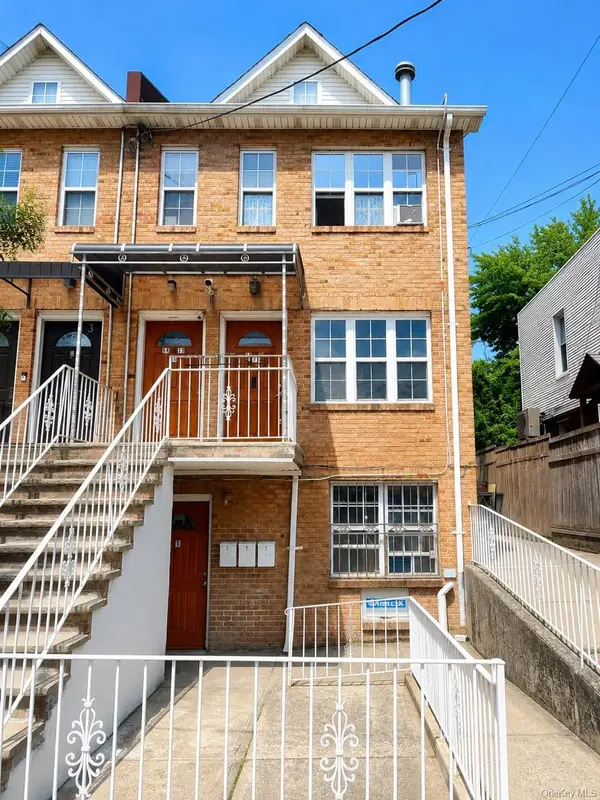 64-32 Perry Avenue, Maspeth, NY 11378