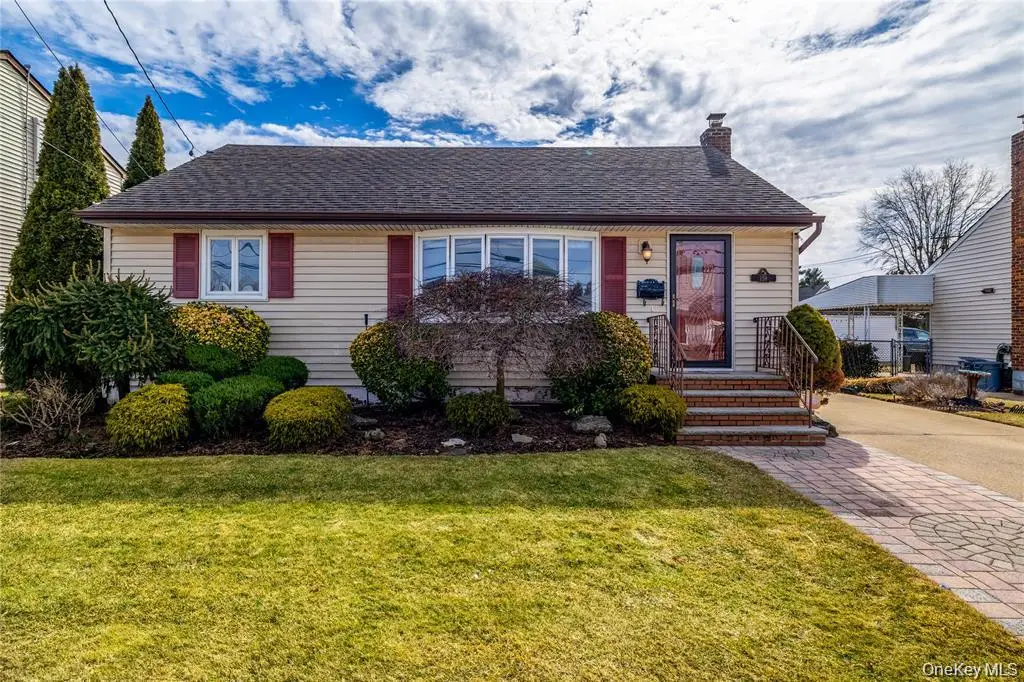 159 Nevada Street, Hicksville, NY 11801 - #1