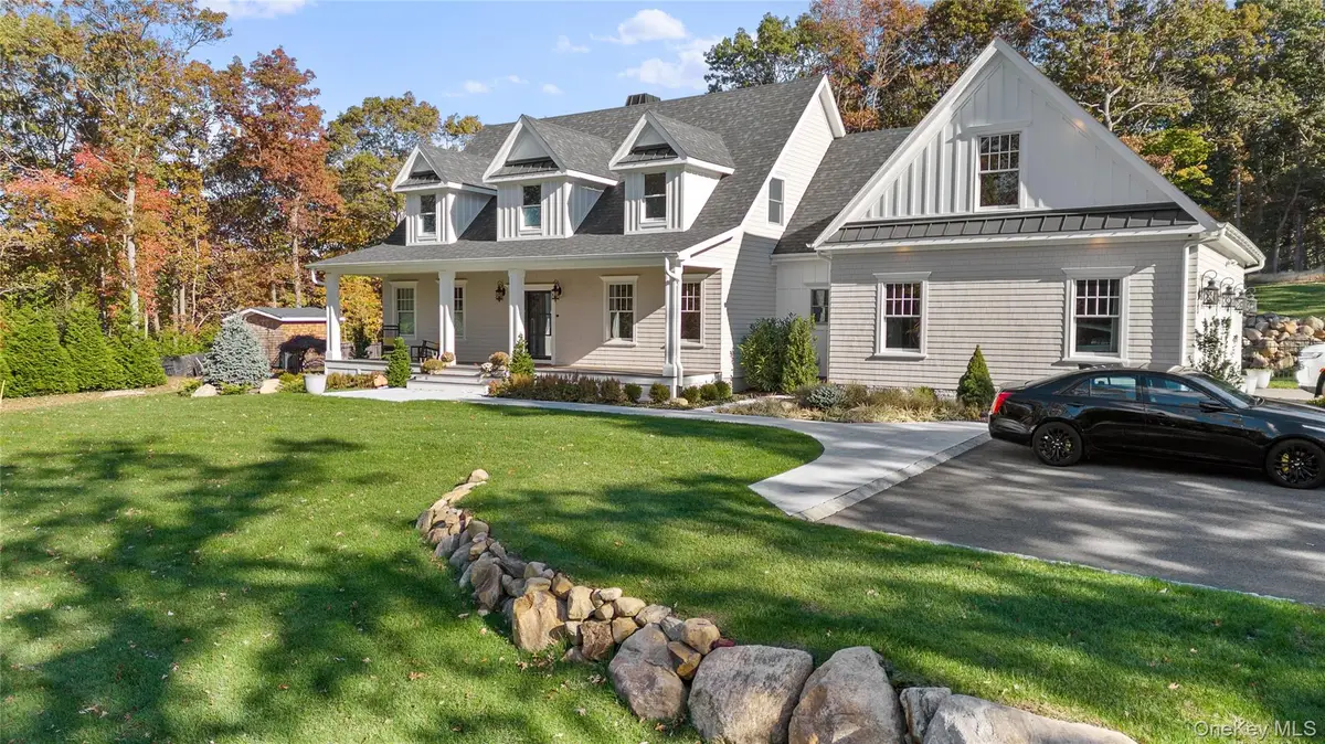 182 Farm Road E, Wading River, NY 11792 - #1
