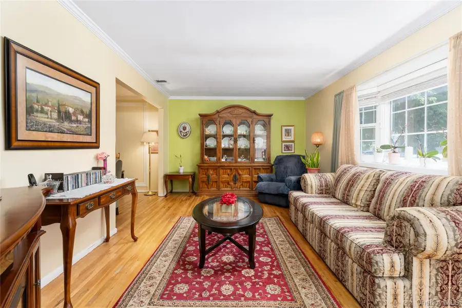 203 Hall Street, Port Jefferson Station, NY 11776 - #3