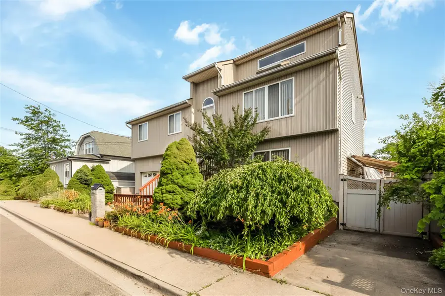 664 Arthur Street, Baldwin, NY 11510 - #2