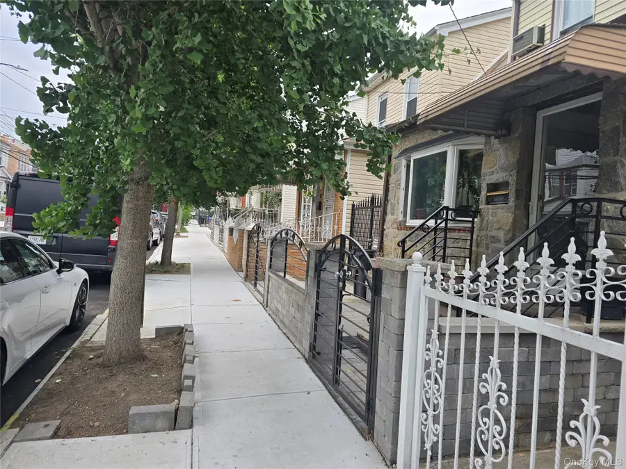 8923 182nd Place, Hollis, NY 11423 - #2