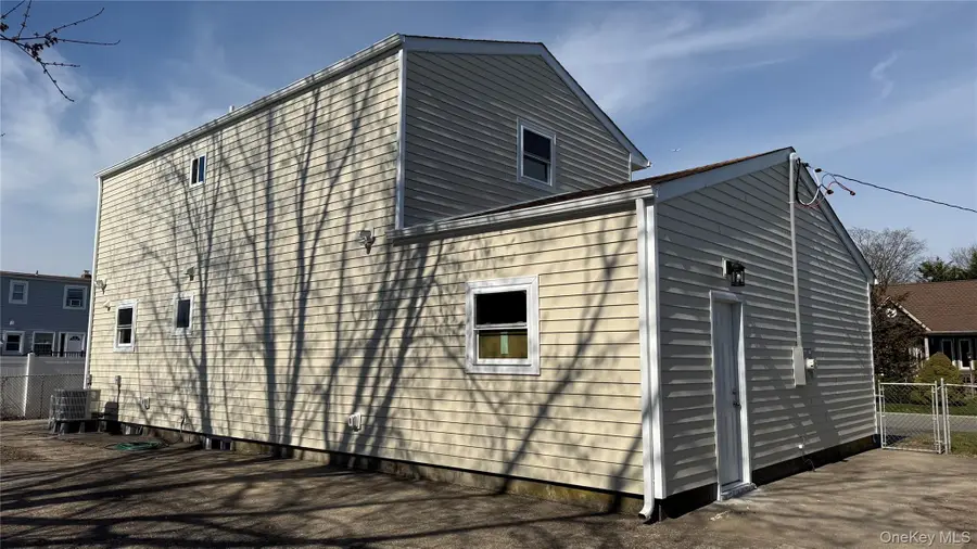 211 4th Avenue, West Babylon, NY 11704 - #3