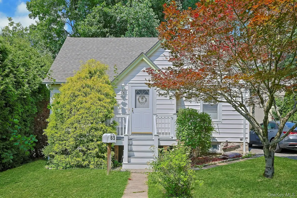 65 Laurel Place, Thornwood, NY 10594 - #1