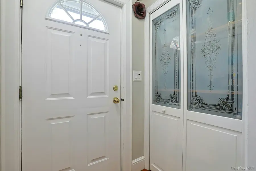 65 Laurel Place, Thornwood, NY 10594 - #3