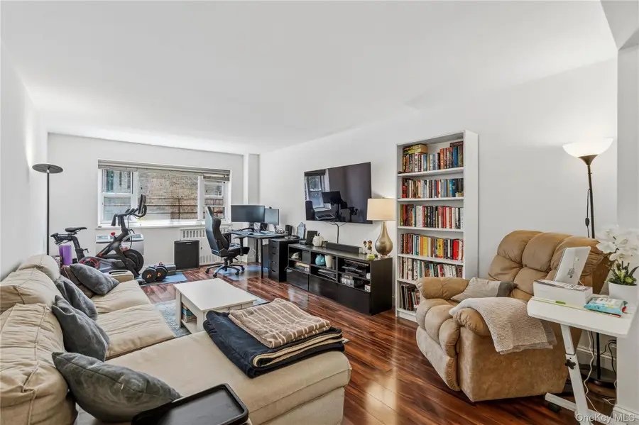111 E Hartsdale Avenue #3F, Hartsdale, NY 10530 - #3