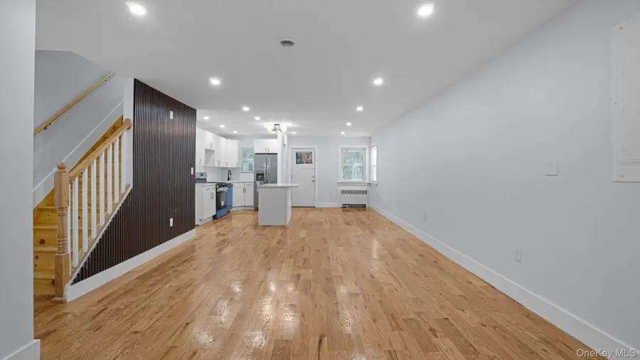 4081 Grace Avenue, Bronx, NY 10466 - #3
