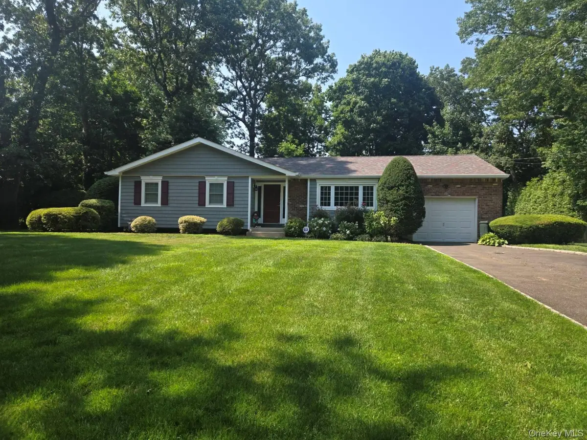 10 Udell Way, East Northport, NY 11731 - #1