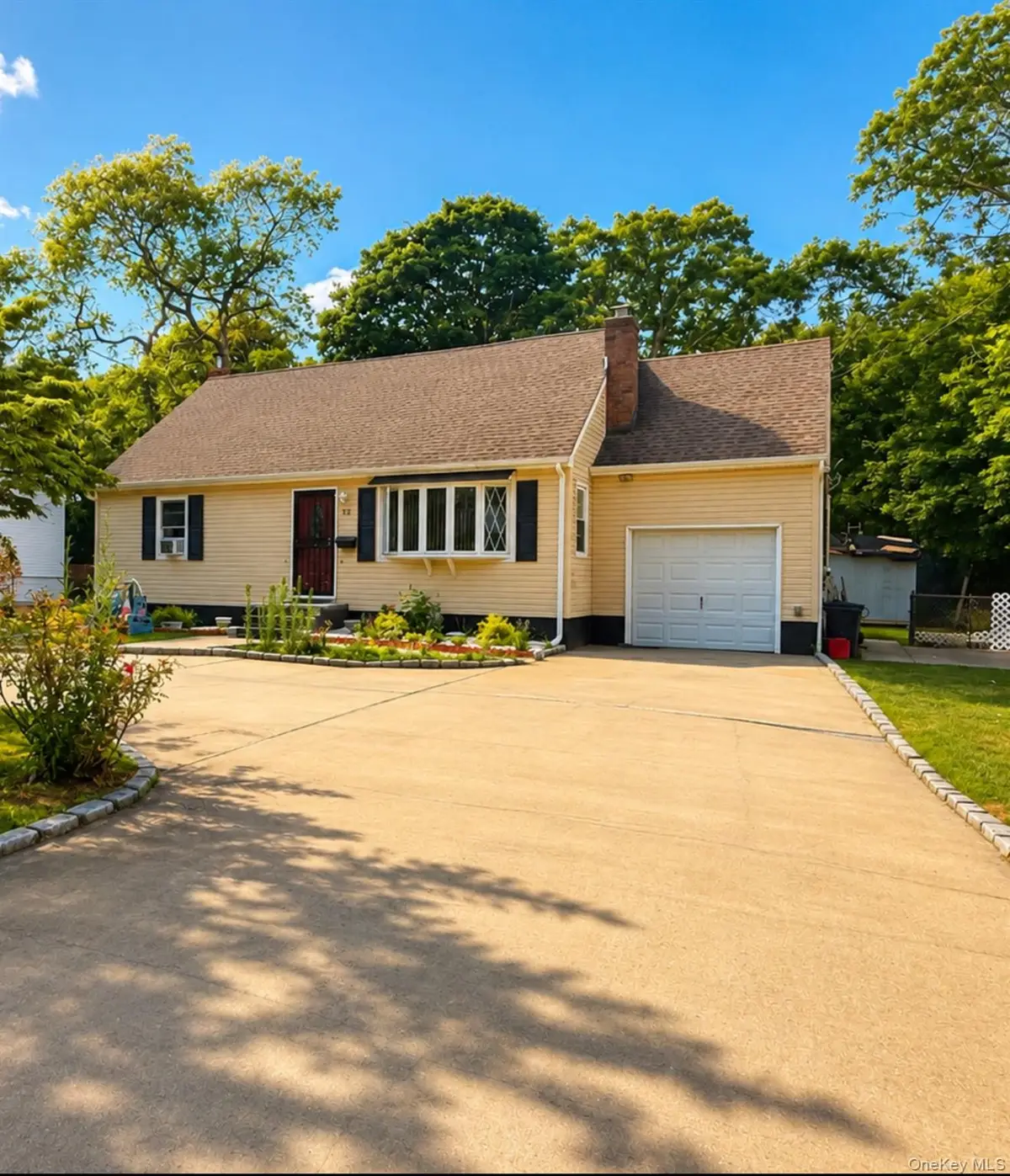 30 Dow Street, Central Islip, NY 11722 - #1