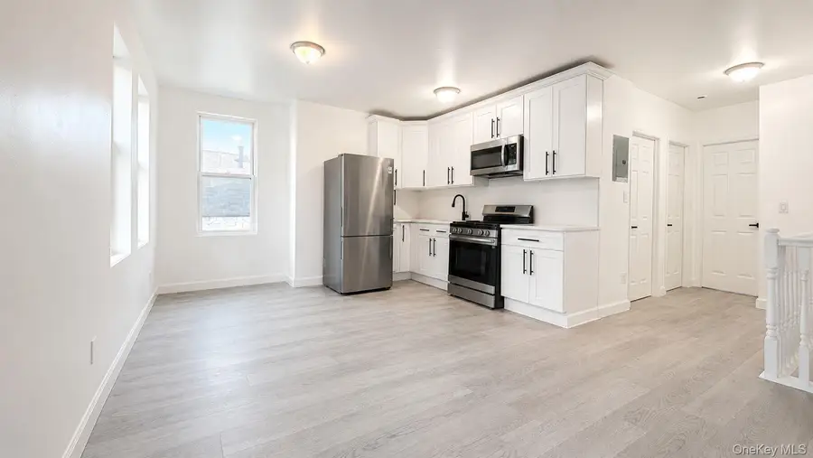 927 Summit Avenue, Bronx, NY 10452 - #3