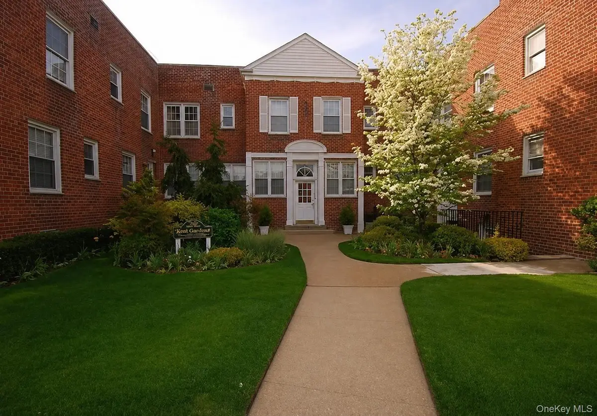70 S Park Avenue #205, Rockville Centre, NY 11570 - #1