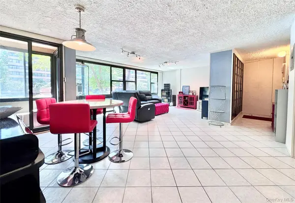 10-10 166 Street #3A, Beechhurst, NY 11357
