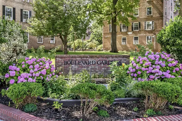 5140 30 Avenue #4, Woodside, NY 11377
