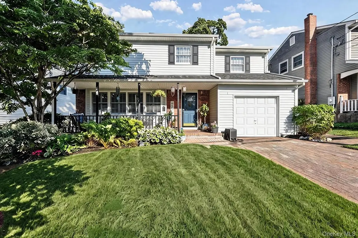 3 Stimson Place, Huntington, NY 11743 - #1