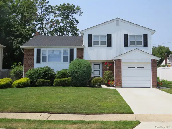 1358 Milanna Lane, Wantagh, NY 11793