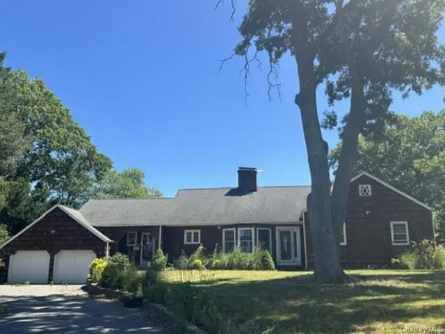 888 Pondview Road, Riverhead, NY 11901 - #1